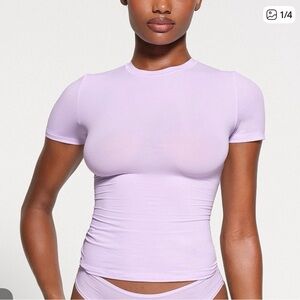 SKIMS Fits Everybody TShirt in Sugar Plum